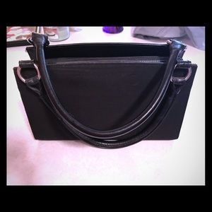 Miche Black Purse with 3 covers